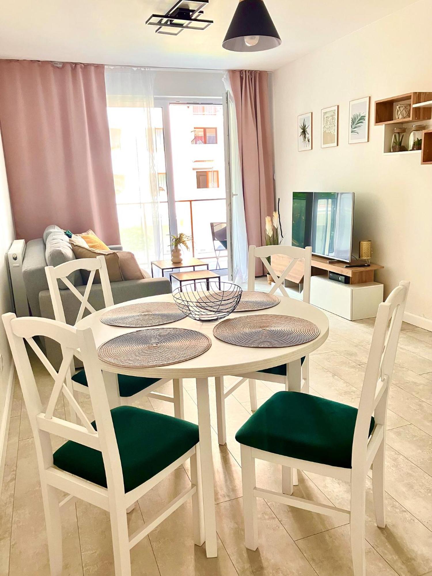 Apartament Boho #Basen#Sauna#Silownia#Garaz โควอบเซก ภายนอก รูปภาพ
